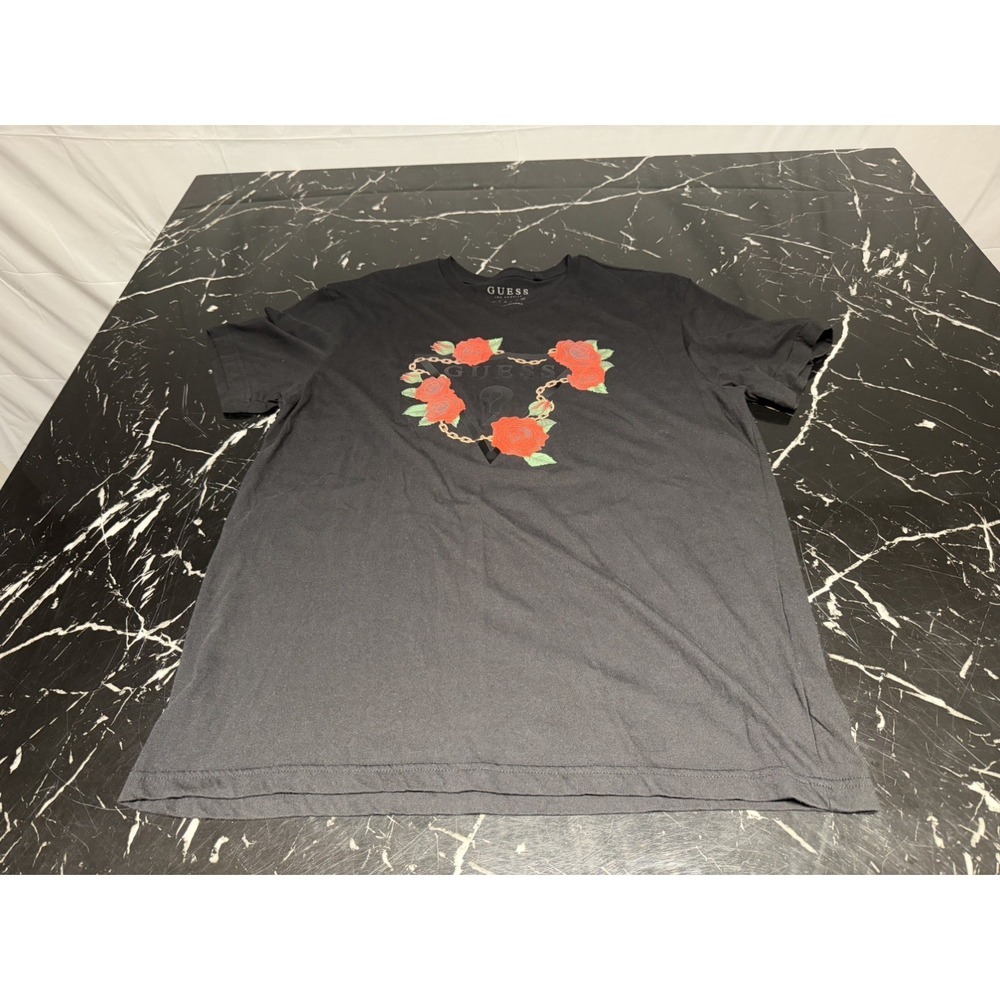 Guess Mens Black V-Neck T-Shirt Red Roses Floral Graphic Logo Tee 2XL